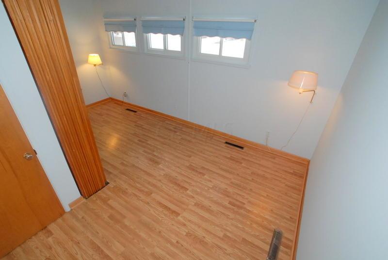 240 Darbyhurst Road Columbus, OH 43228 - Photo 21 of 23 Gallery Image 21