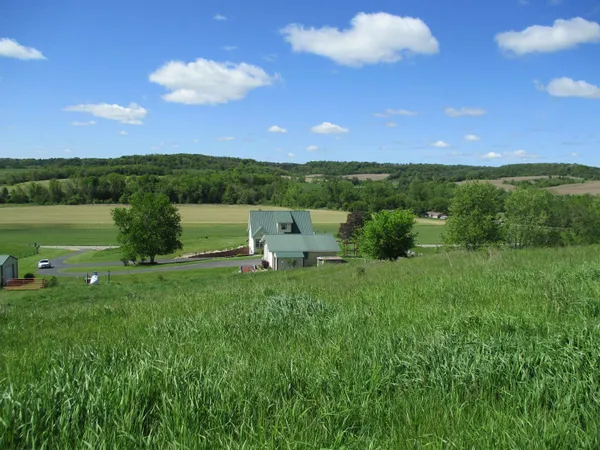 $99,000 | 13.13 A County W, Elroy, WI 53929
