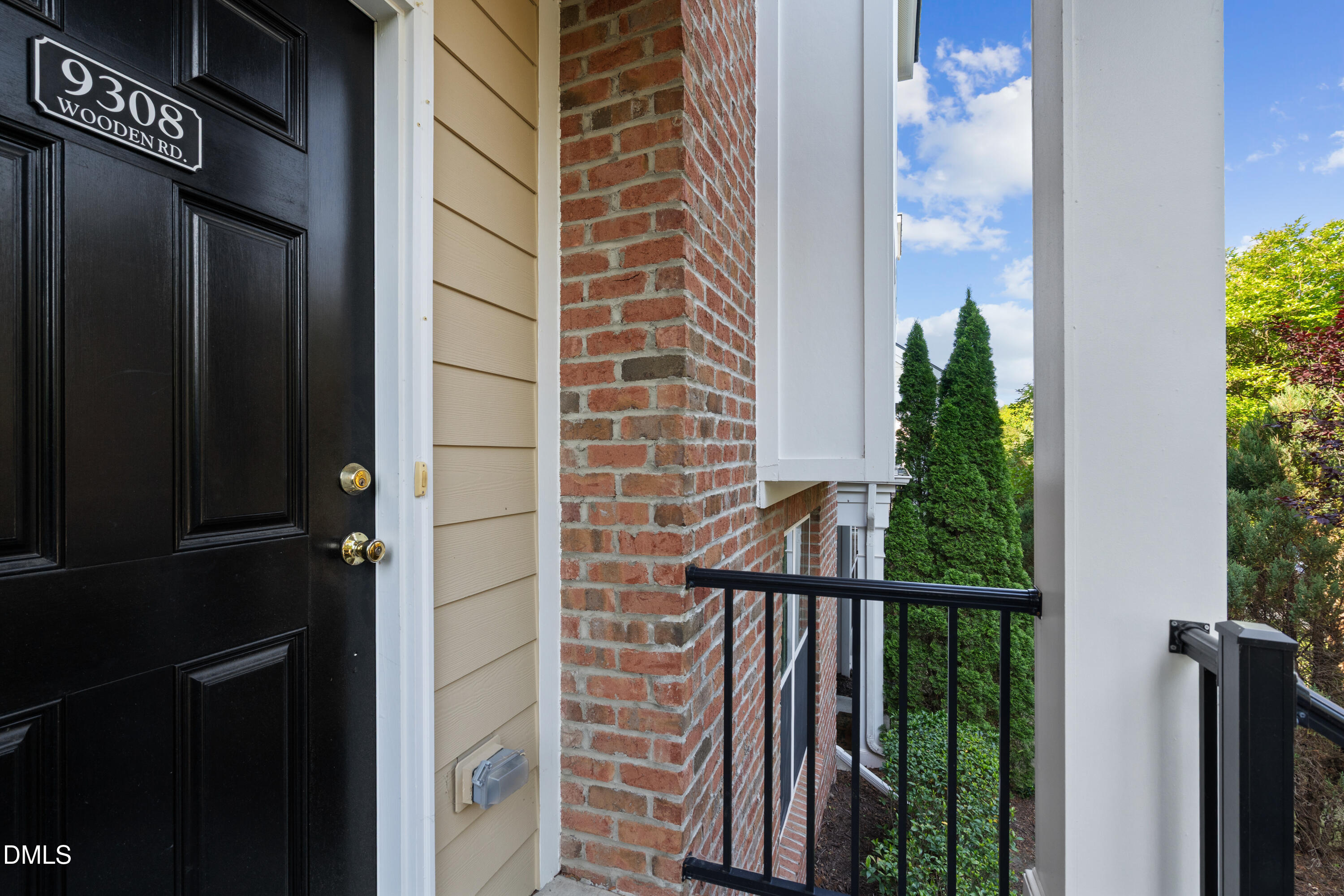 9308 Wooden Road Raleigh, NC 27617 - Photo 5 of 54 DSC04302