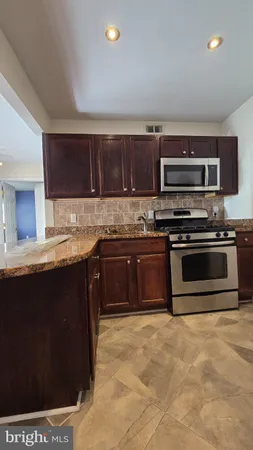 $199,000 | 12703 Lotte Drive, Unit 101, Woodbridge, VA 22192