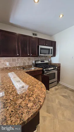 $199,000 | 12703 Lotte Drive, Unit 101, Woodbridge, VA 22192