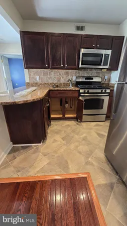 $199,000 | 12703 Lotte Drive, Unit 101, Woodbridge, VA 22192