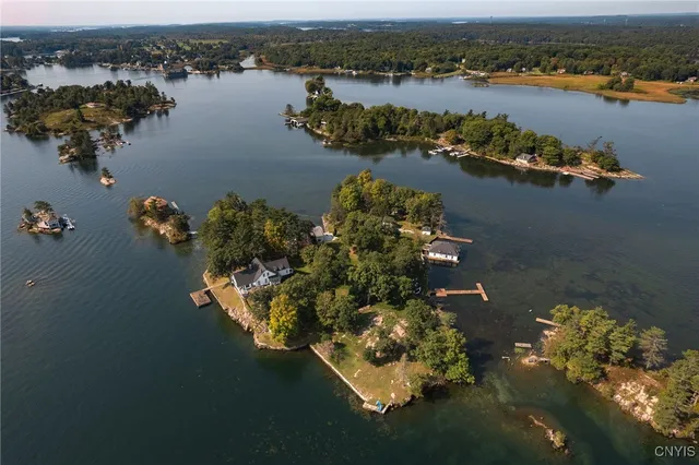 $650,000 | 3 Manhattan, Alexandria Bay, NY 13607