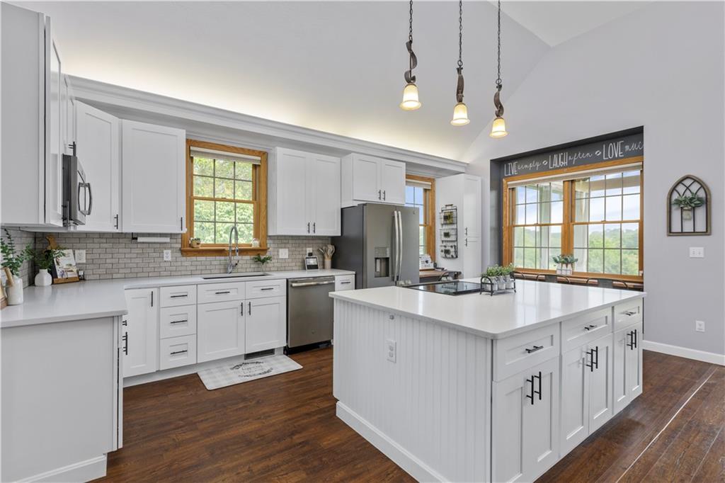 553 Cannery Road Mercer, PA 16137 - Photo 8 of 25