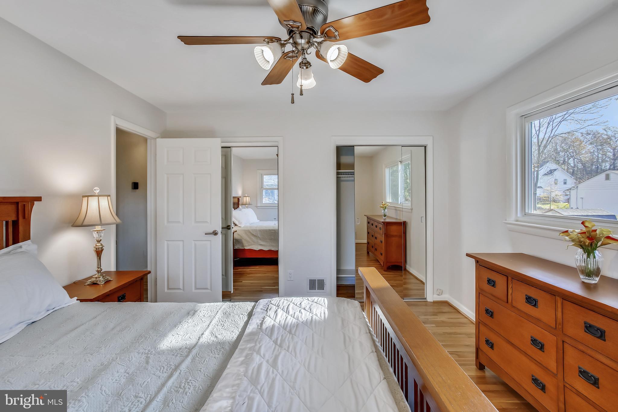 8915 Battery Road Alexandria, VA 22308 - Photo 14 of 57 Primary bedroom