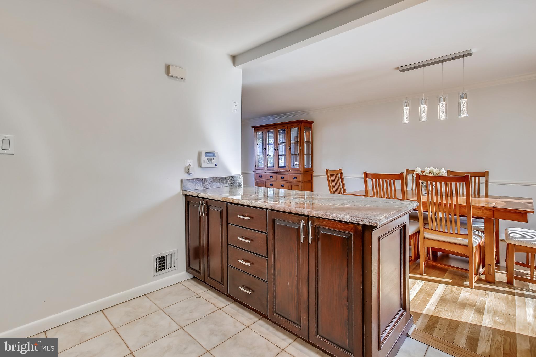 8915 Battery Road Alexandria, VA 22308 - Photo 8 of 57 Nice openness to the dining room