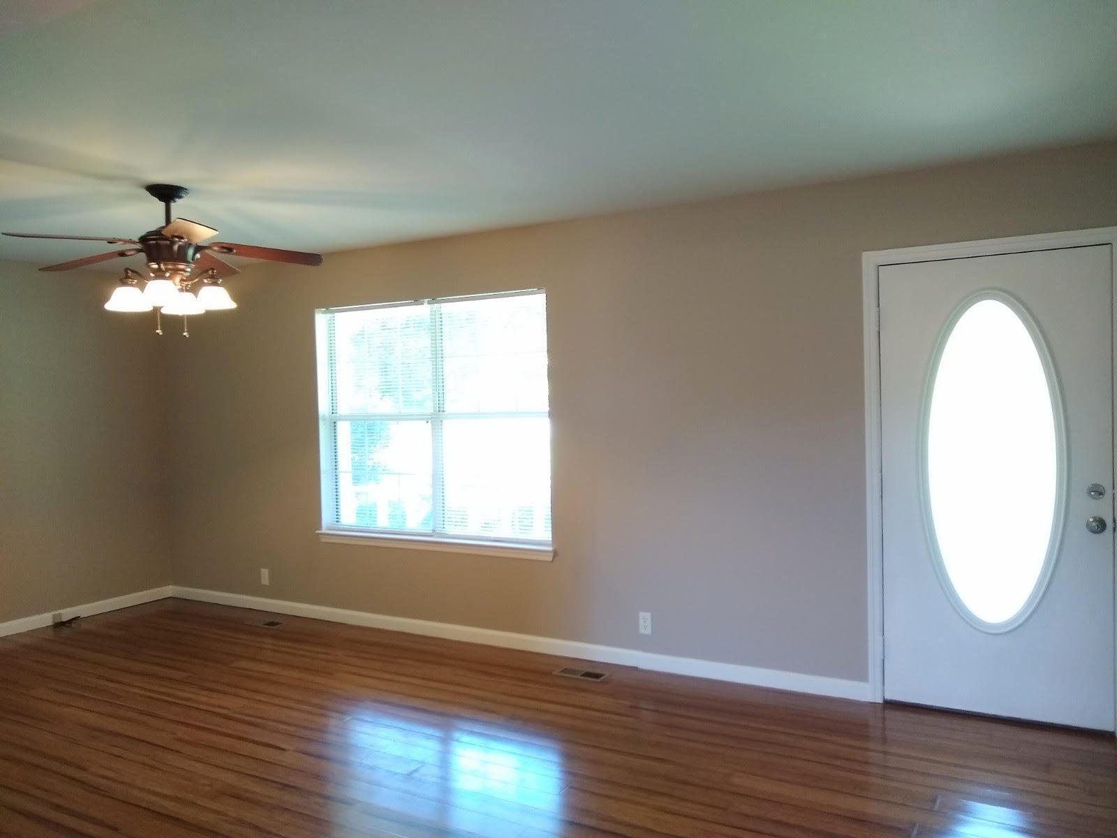 564 Bonds Road Chickamauga, GA 30707 - Photo 4 of 30 living room 2