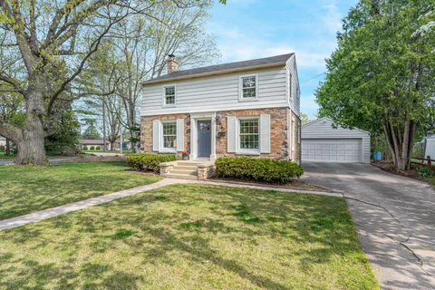 $324,900 | 1026 West Calumet Street, Appleton, WI 54915