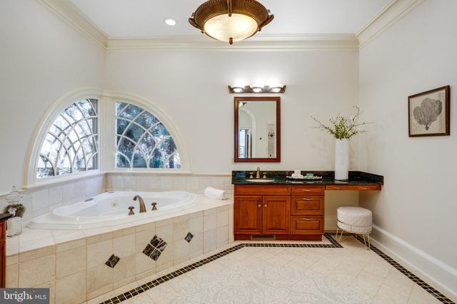 $4,175,000 | 7972 Georgetown Pike, McLean, VA 22102