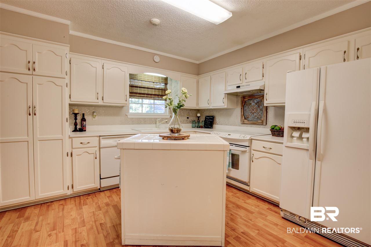 465 Ridgewood Drive Daphne, AL 36526 - Photo 9 of 18