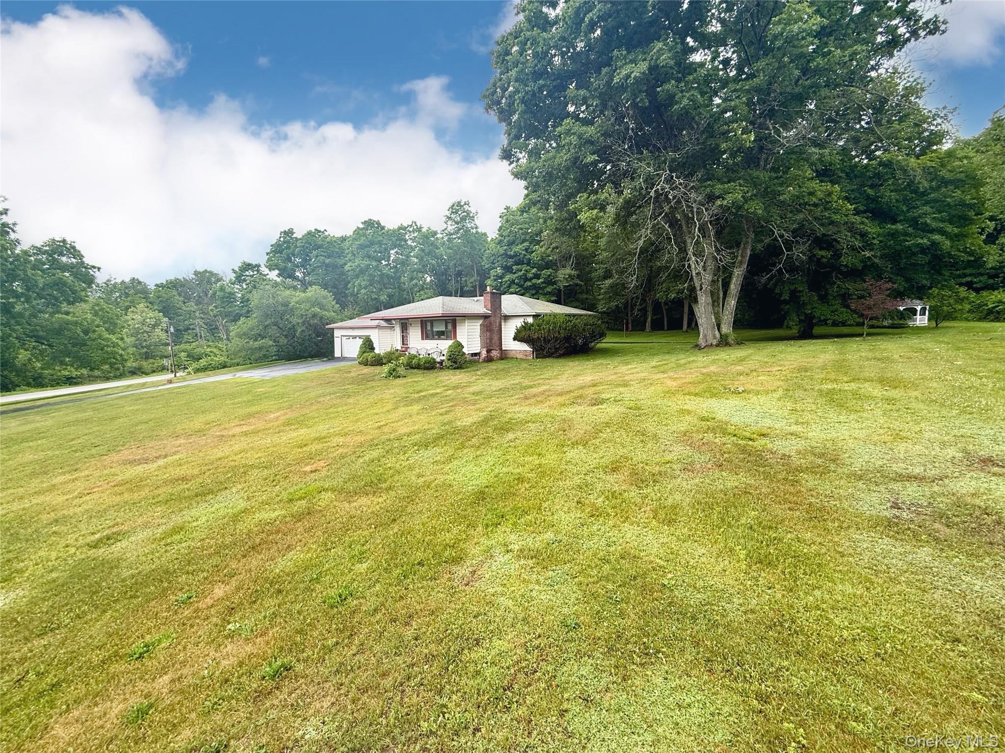 646 Oak Summit Road Millbrook, NY 12545 - Photo 24 of 36