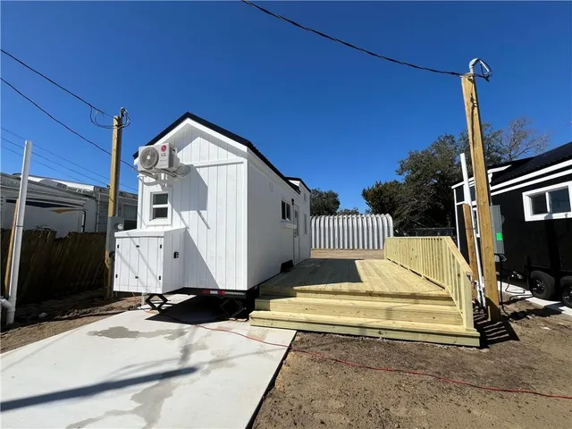 $1,200 | 708 East 1st Street, Belle Chasse, LA 70037