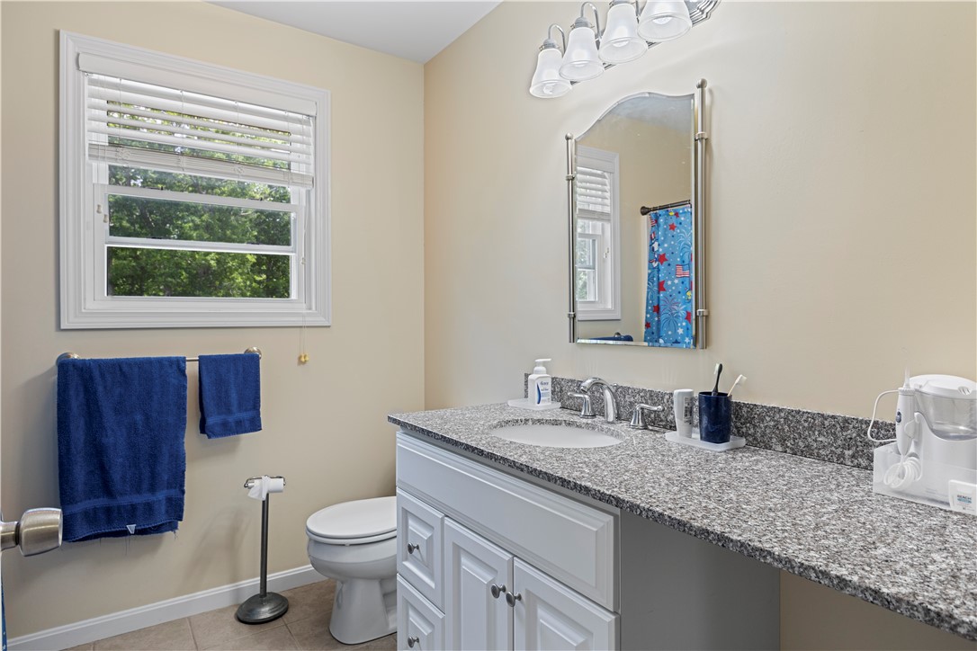 65 Clearview Drive Richmond, RI 02892 - Photo 11 of 22