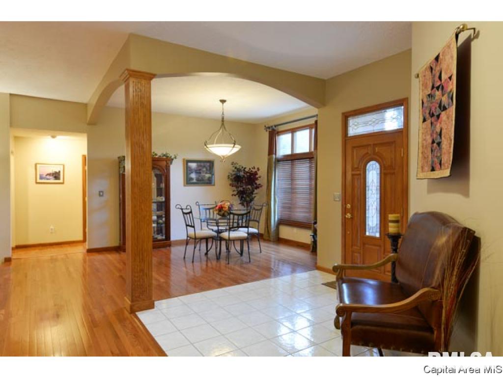 2925 Cider Mill Lane Springfield, IL 62702 - Photo 6 of 33