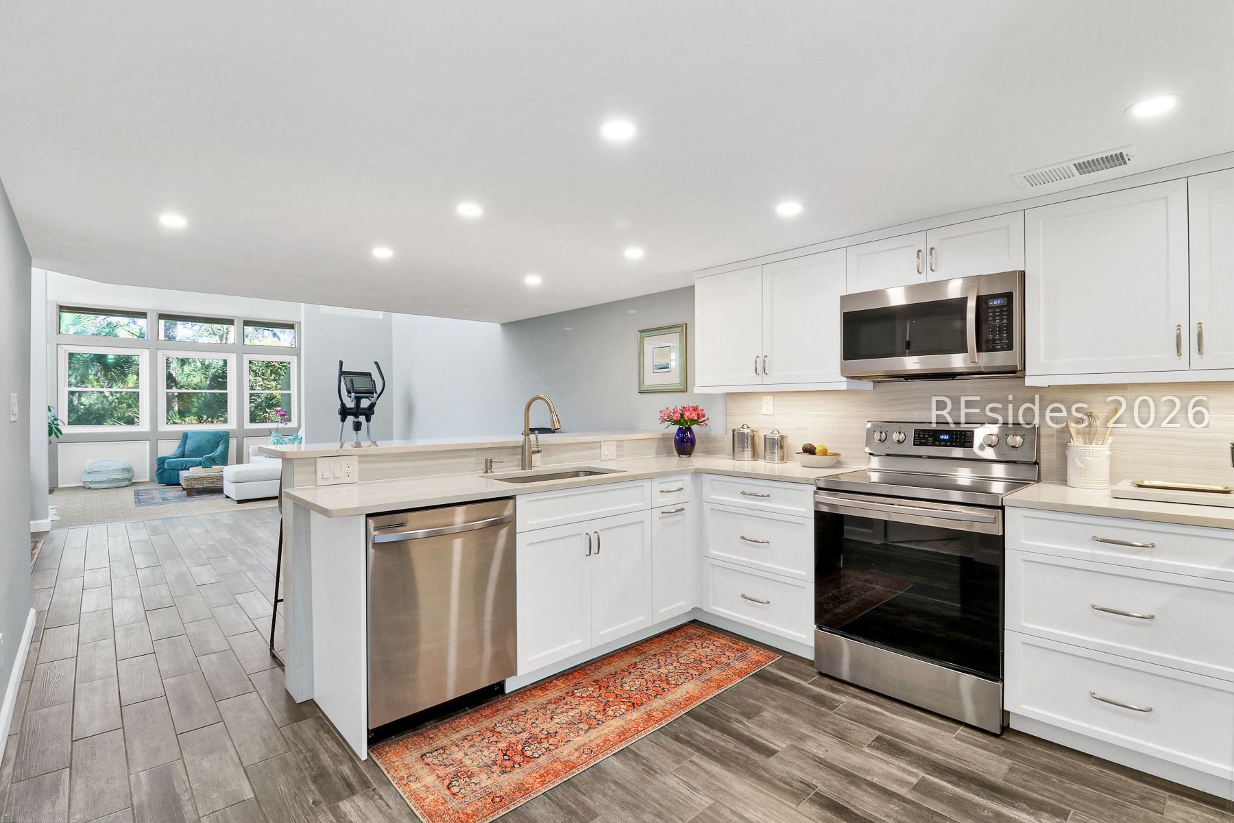 5 Devils Elbow Lane, Unit 5 Hilton Head Island, SC 29926 - Photo 12 of 73 Kitchen
