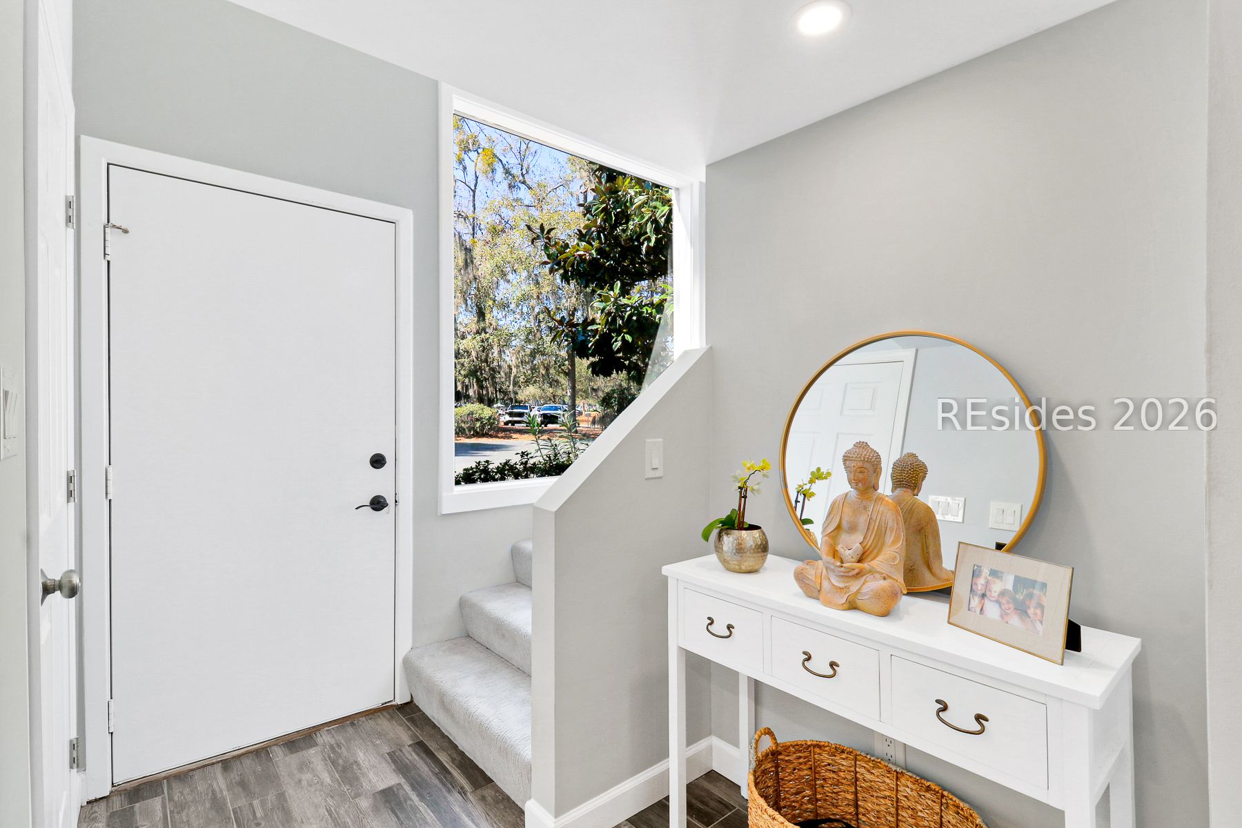 5 Devils Elbow Lane, Unit 5 Hilton Head Island, SC 29926 - Photo 5 of 73 Foyer