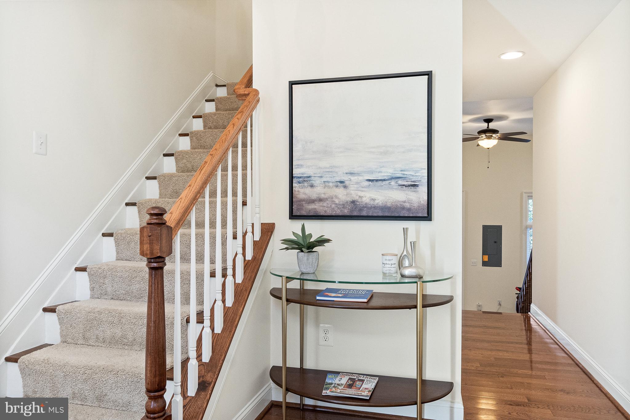 11410 Summer House Court Reston, VA 20194 - Photo 25 of 51 Entrance Foyer