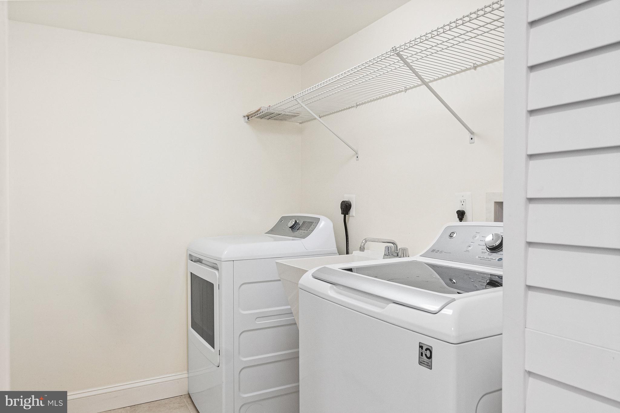 11410 Summer House Court Reston, VA 20194 - Photo 28 of 51 Laundry Room