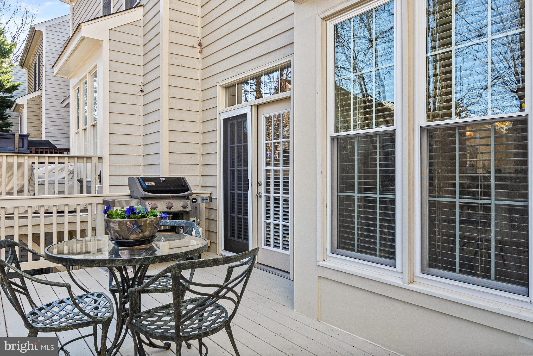 11410 Summer House Court Reston, VA 20194 - Photo 31 of 51 Deck