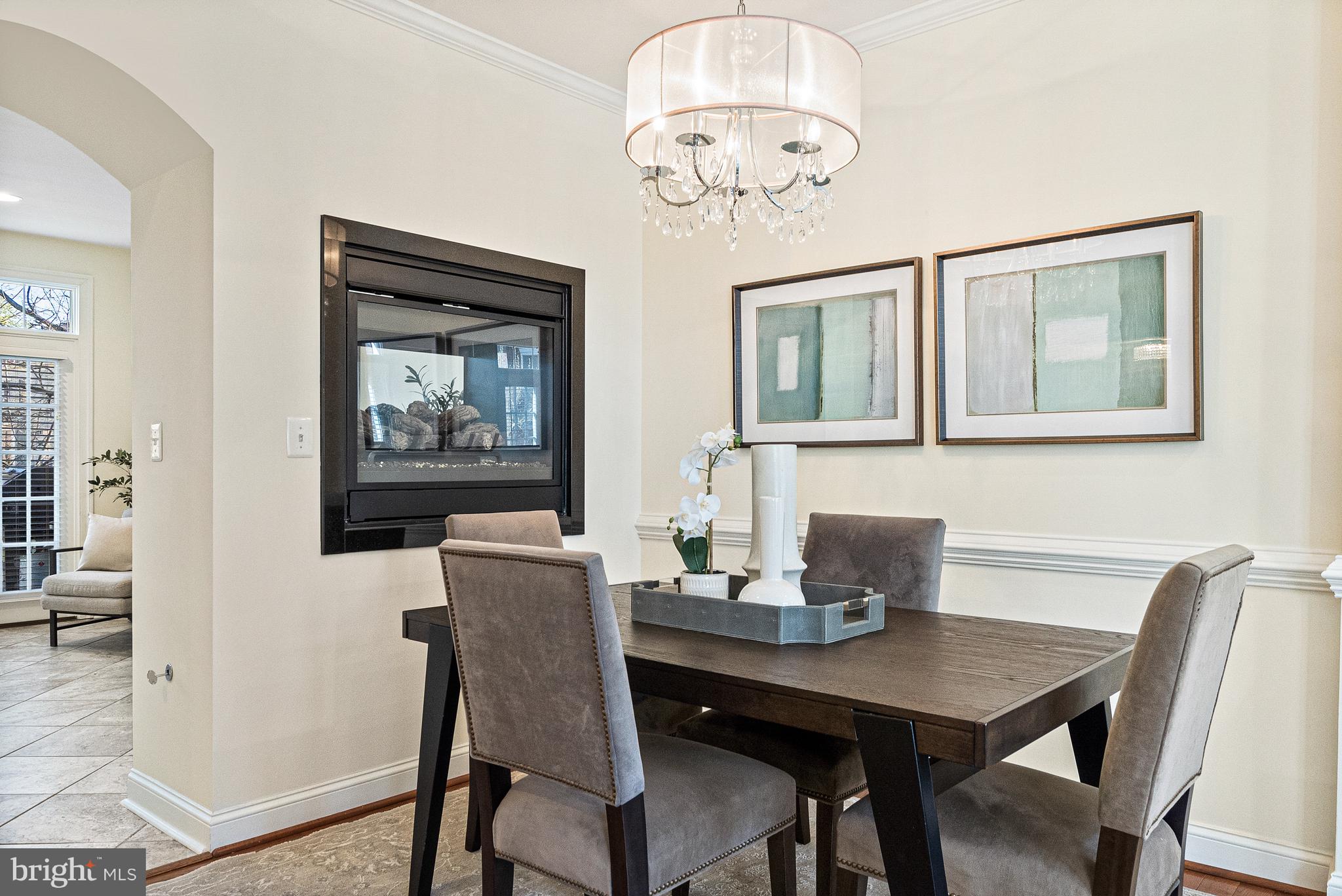 11410 Summer House Court Reston, VA 20194 - Photo 5 of 51 Dining Room
