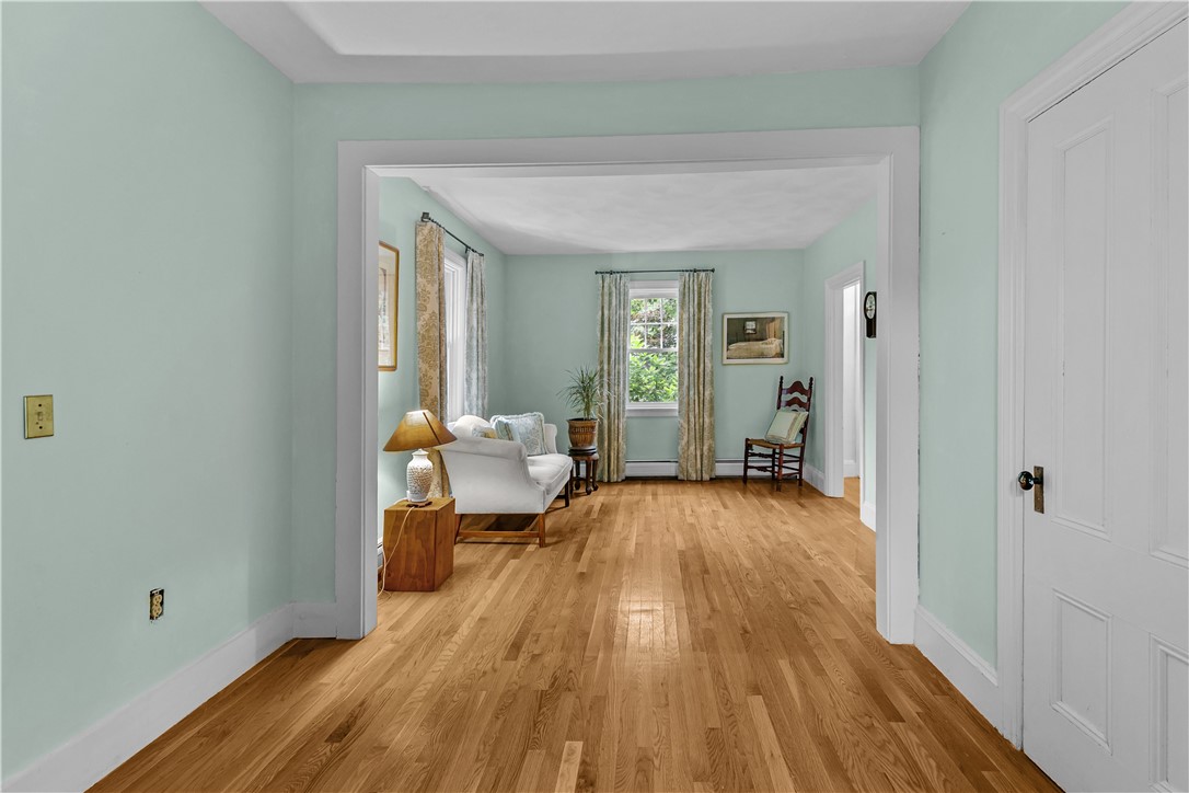 303 Washington Road Barrington, RI 02806 - Photo 16 of 42