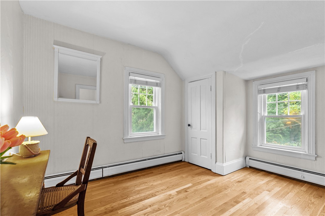 303 Washington Road Barrington, RI 02806 - Photo 18 of 42