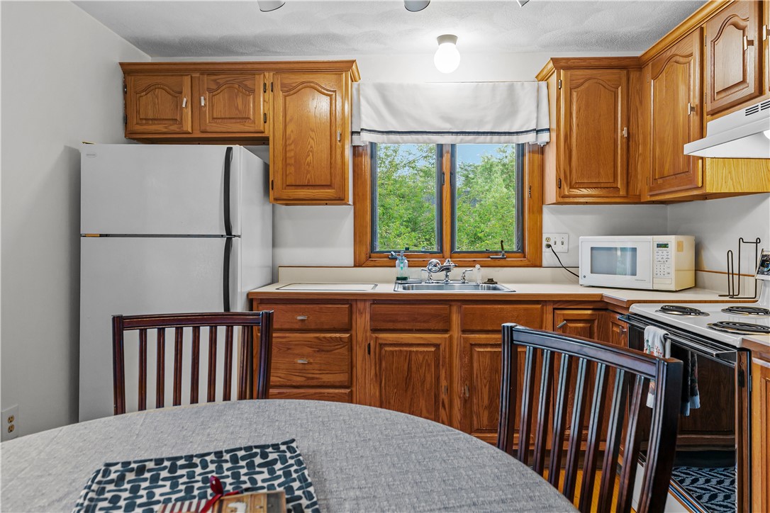 303 Washington Road Barrington, RI 02806 - Photo 29 of 42