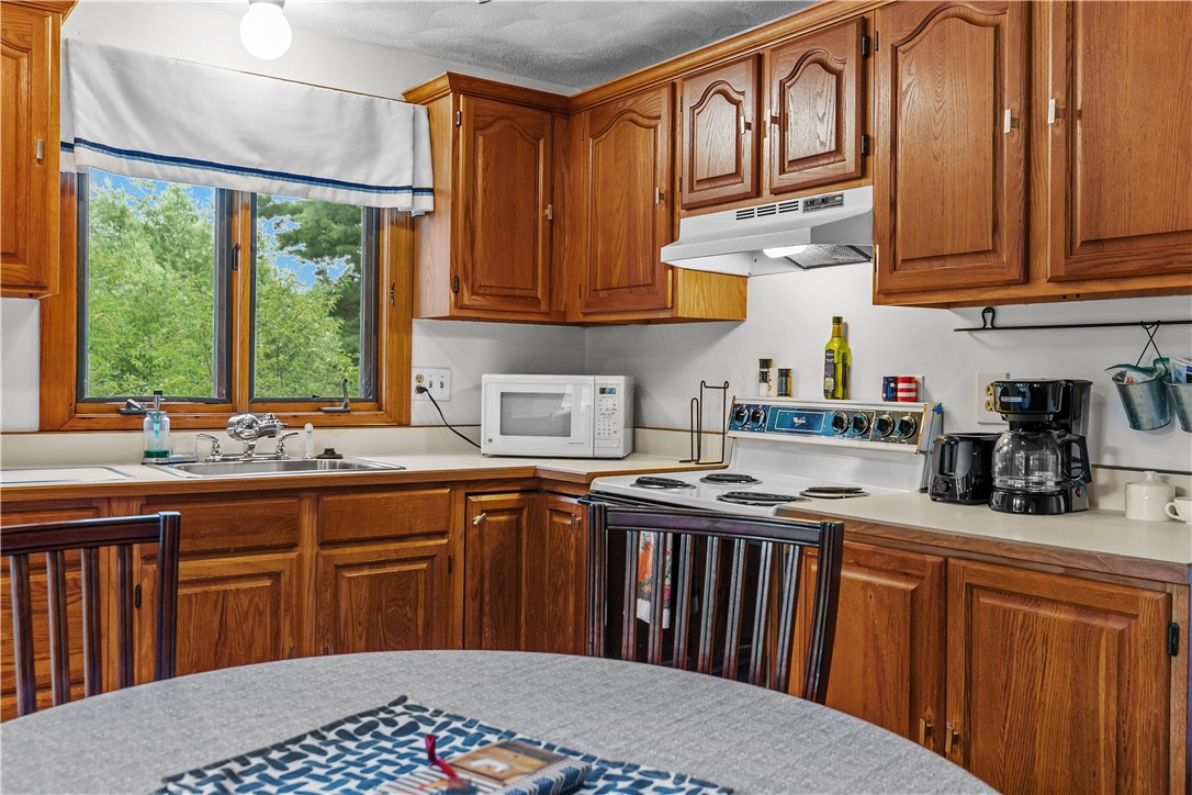 303 Washington Road Barrington, RI 02806 - Photo 30 of 42