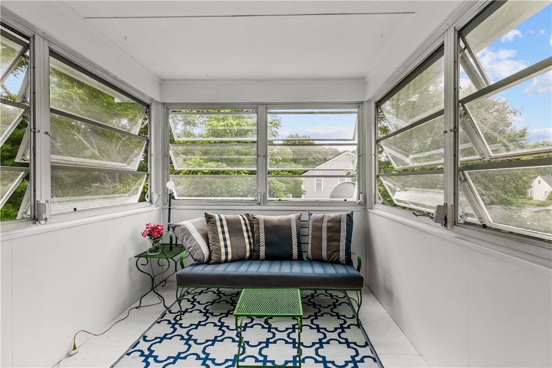 303 Washington Road Barrington, RI 02806 - Photo 33 of 42