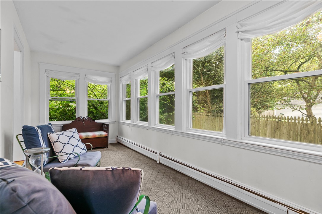 303 Washington Road Barrington, RI 02806 - Photo 6 of 42