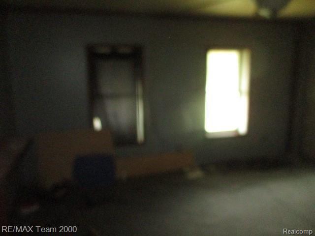 6984 West Cadmus Road Adrian, MI 49221 - Photo 47 of 71 078.JPG