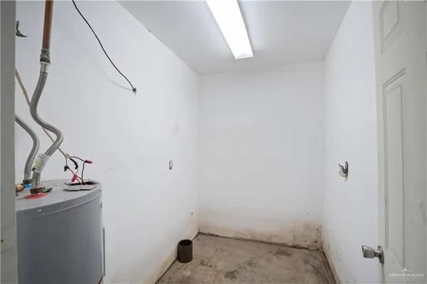 $245,000 | 1421 South 10th Avenue, Edinburg, TX 78539
