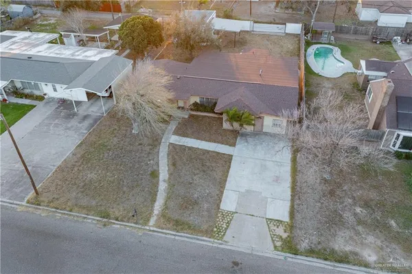 $245,000 | 1421 South 10th Avenue, Edinburg, TX 78539