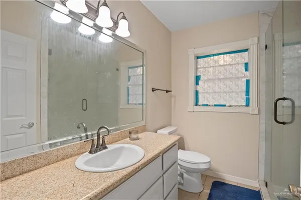 $245,000 | 1421 South 10th Avenue, Edinburg, TX 78539