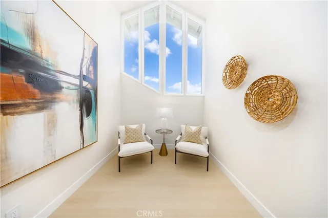 a view of entryway and hall