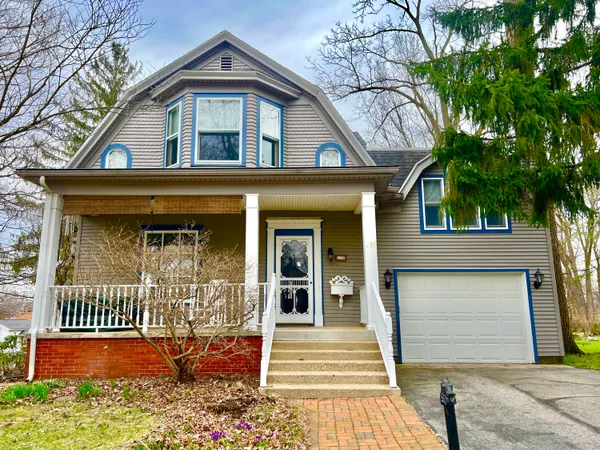 $349,900 | 135 Budlong Street, Hillsdale, MI 49242