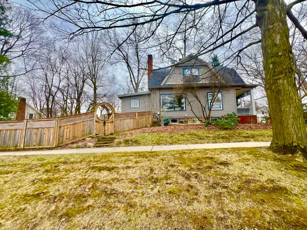 $349,900 | 135 Budlong Street, Hillsdale, MI 49242