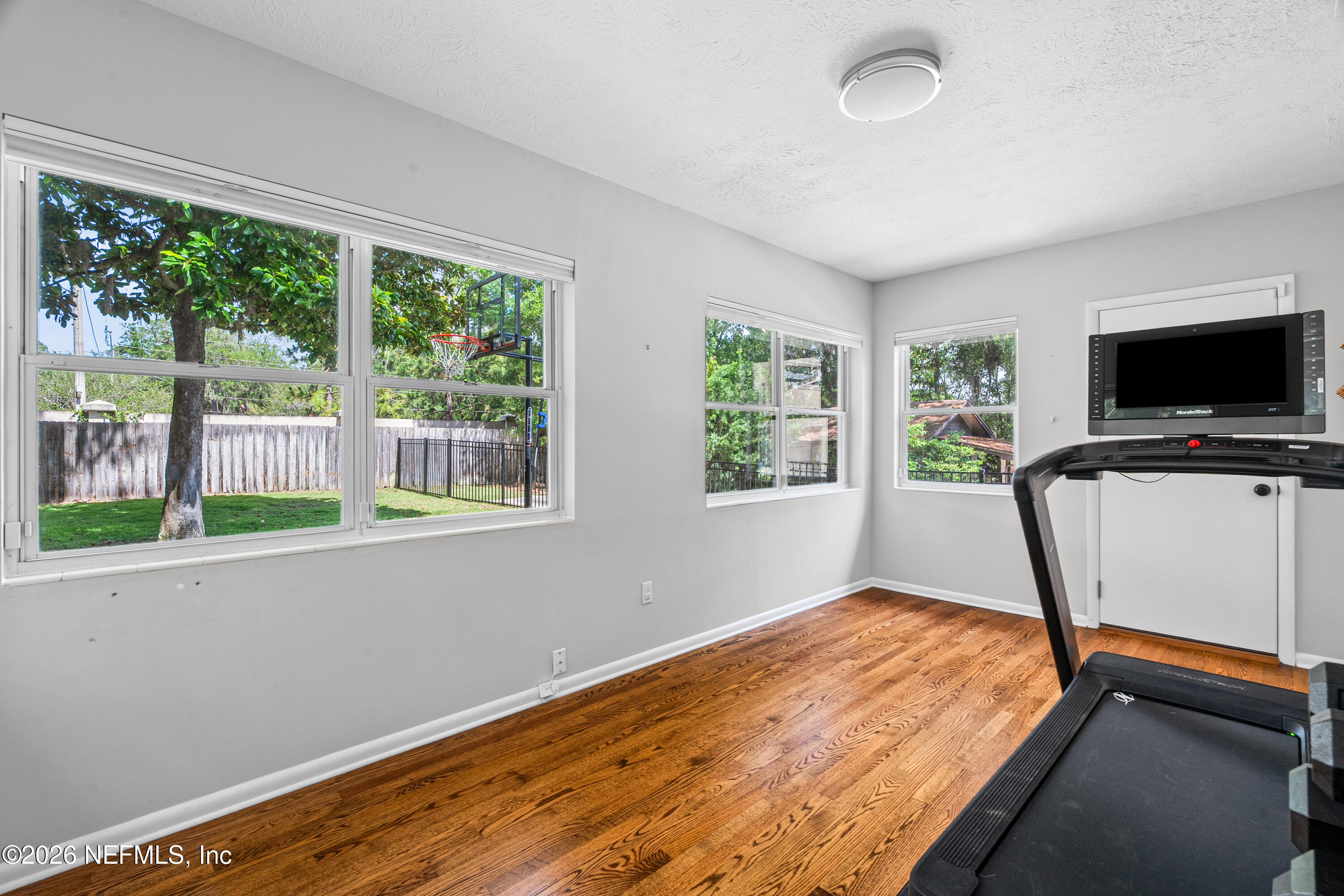 2541 Elbow Road Orange Park, FL 32073 - Photo 23 of 32 Sunroom