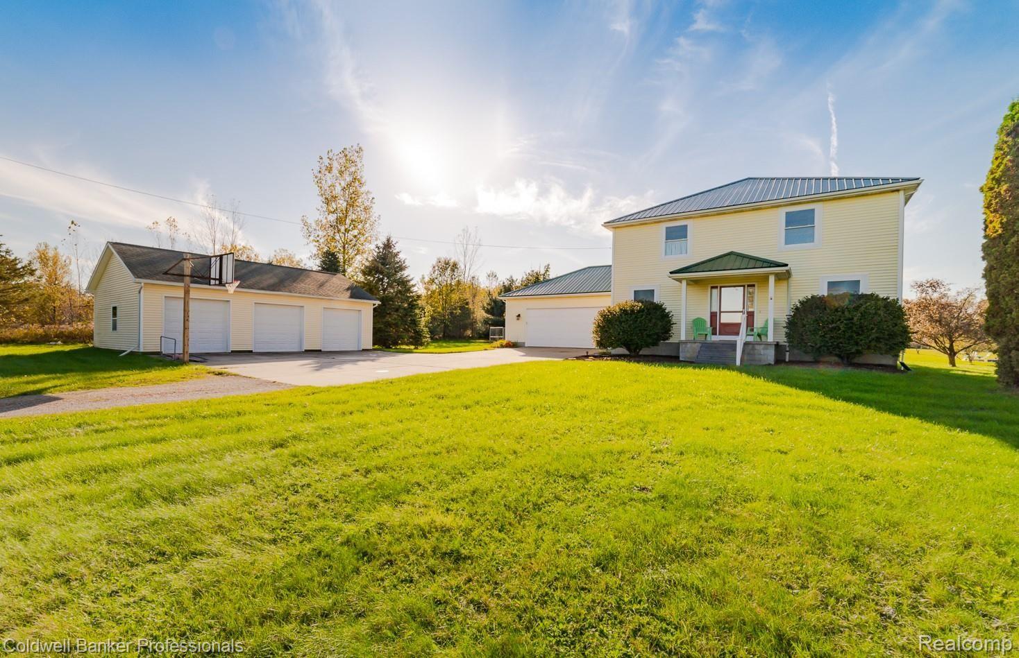 9910 Fostoria Road Fostoria, MI 48435 - Photo 2 of 43 9910 Fostoria-2.jpg