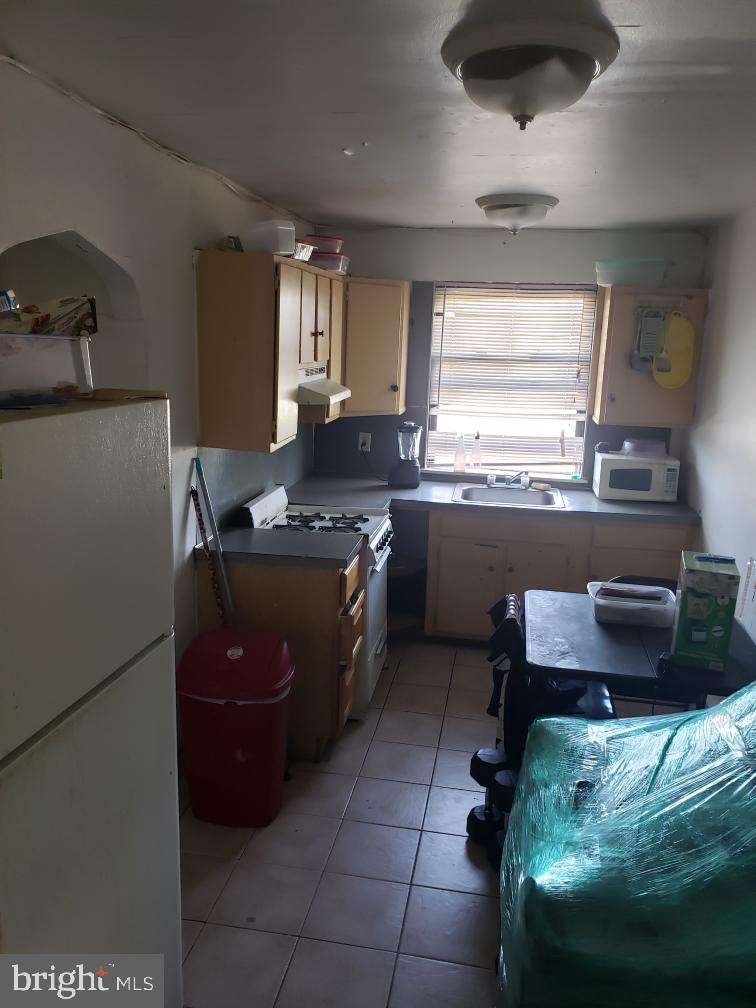 1920 South 67th Street Philadelphia, PA 19142 - Photo 15 of 27