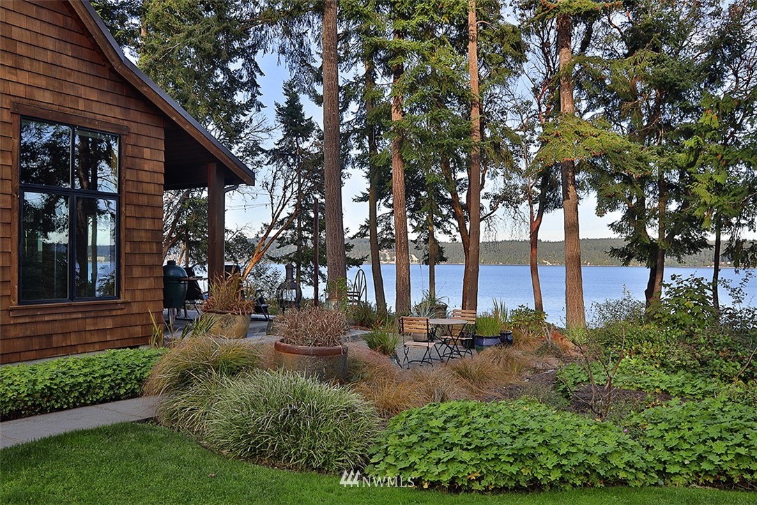 4053 Resort Road Greenbank, WA 98253 - Photo 5 of 25 Gallery Image 5