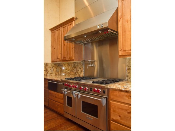 4465 Fort Bridger Road Prescott, AZ 86305 - Photo 22 of 23 a kitchen with a stove and a microwave