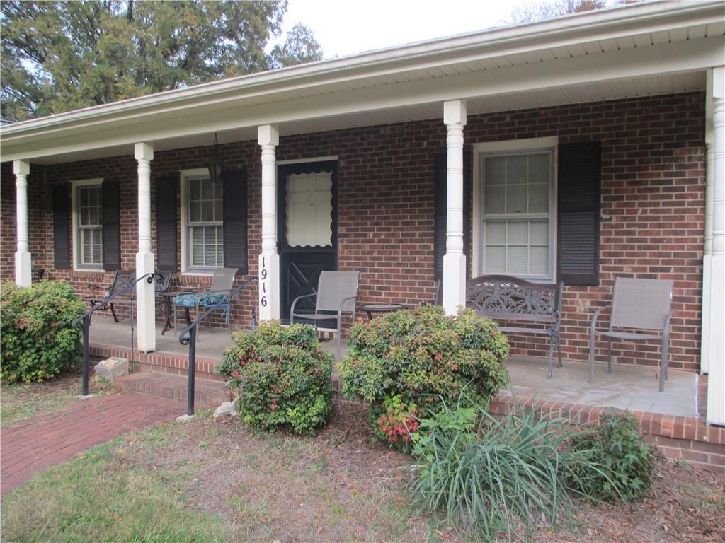 1916 Beeson Road Colfax, NC 27235 - Photo 4 of 13 Gallery Image 4