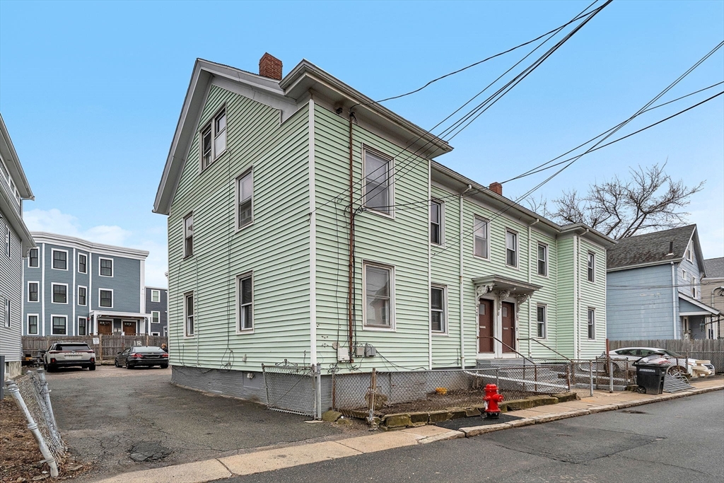 20 Autumn Street Somerville, MA 02145 - Photo 2 of 34 a front view of a house