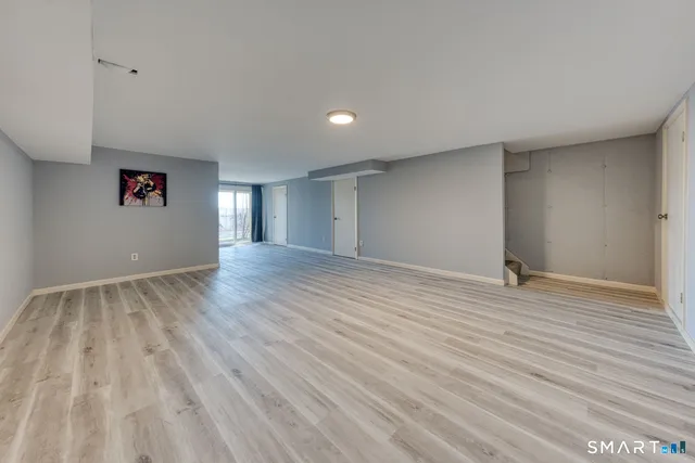 $299,900 | 10 Clubhouse Drive, Unit 10, Cromwell, CT 06416