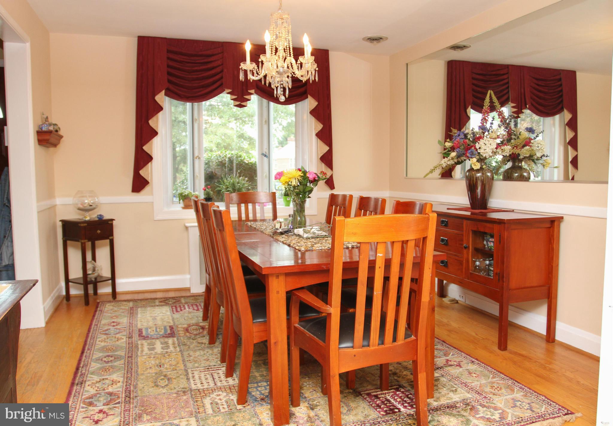 14 Dungarrie Road Catonsville, MD 21228 - Photo 5 of 23 Dining Room