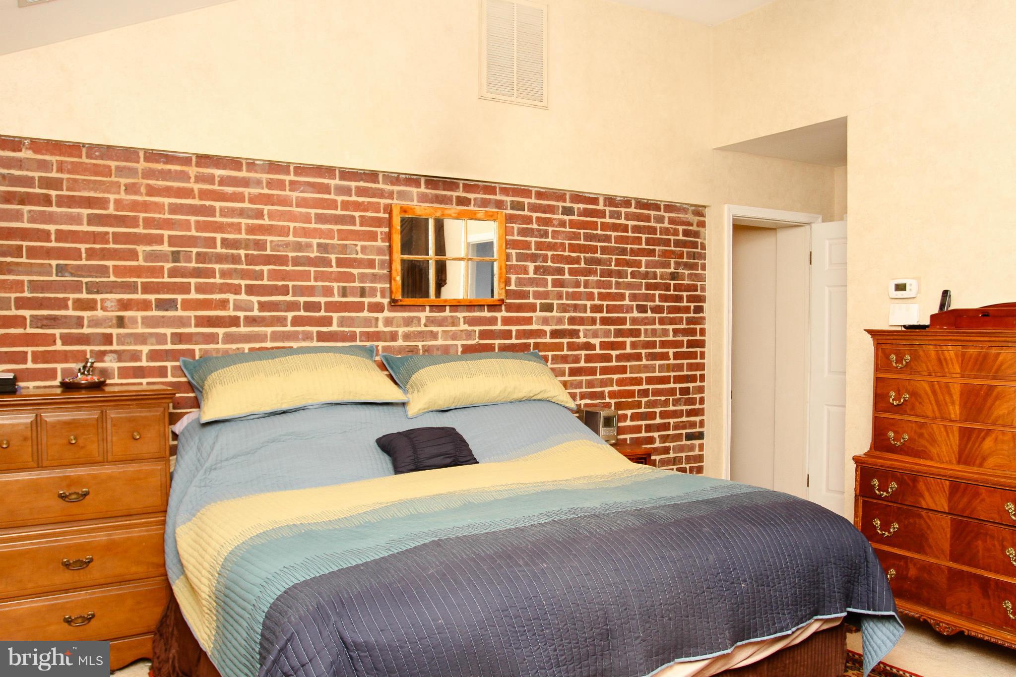 14 Dungarrie Road Catonsville, MD 21228 - Photo 10 of 23 Bedroom (Master)
