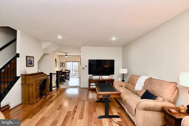 $715,000 | 6622 Patent Parish Lane, Alexandria, VA 22315