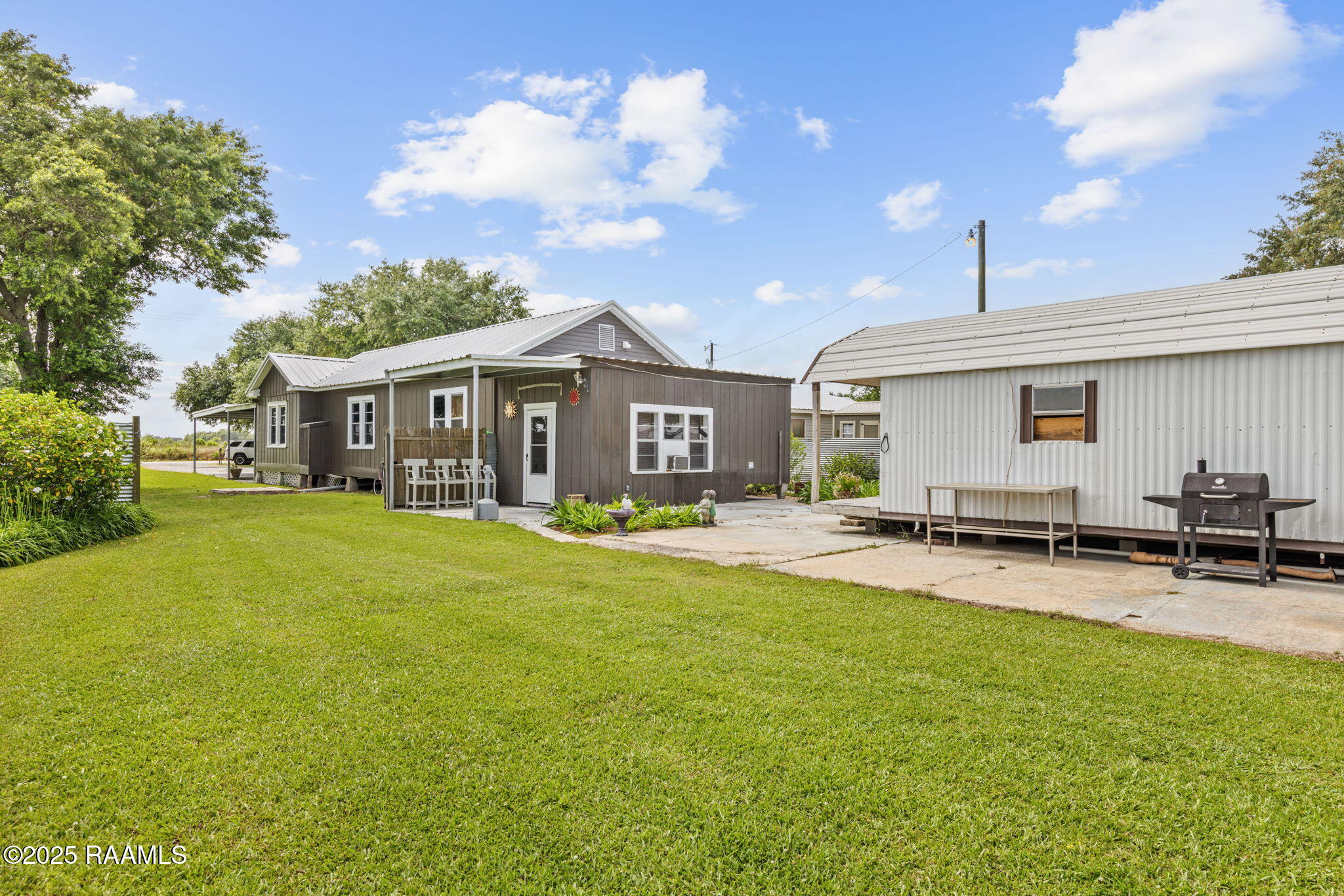 25-web-or-mls-8105 Dallas Guidry Rd-25