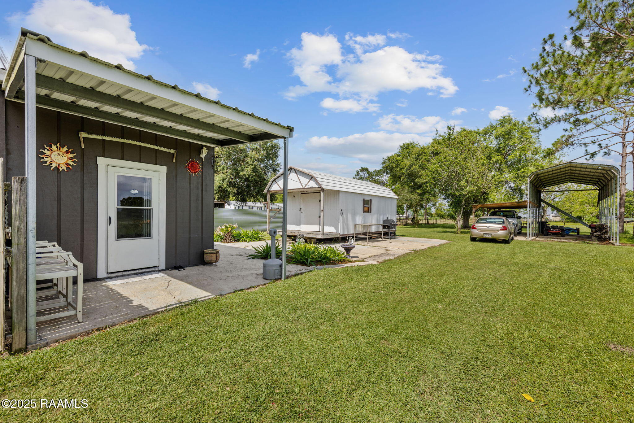 21-web-or-mls-8105 Dallas Guidry Rd-21